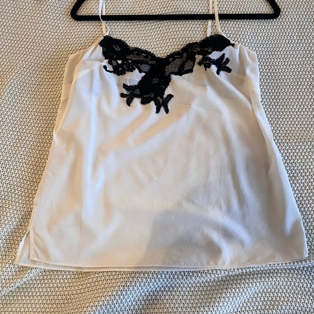 Bebe lace cami